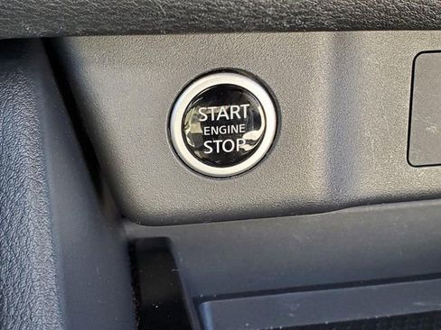 Certified 2023 Nissan Rogue SV w/ SV Premium Package image 23