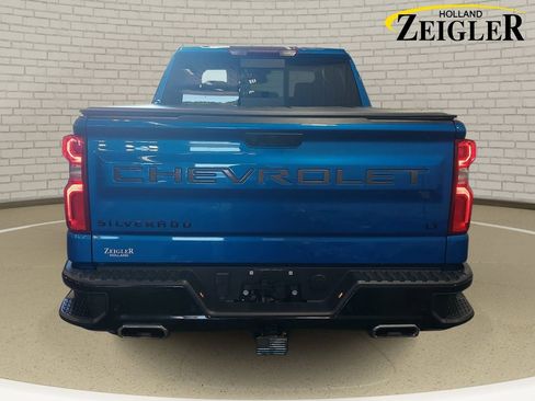 Used 2024 Chevrolet Silverado 1500 LT Trail Boss w/ LT Trail Boss Premium Package AWD/4WD image 6
