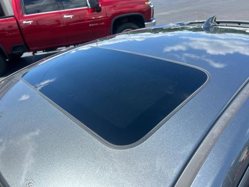 Used 2019 Honda Civic EX image 10