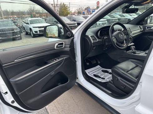 Certified 2021 Jeep Grand Cherokee Limited image 23