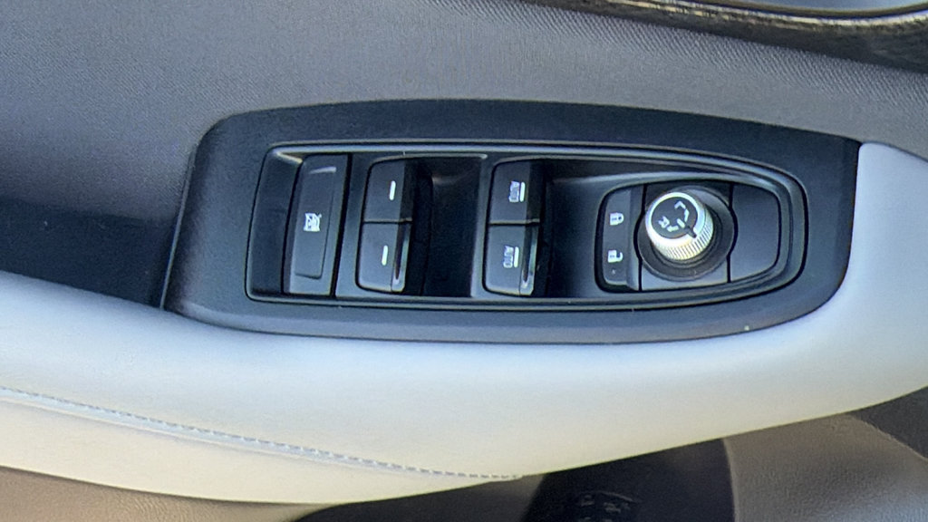 Certified 2025 Subaru Outback Premium AWD/4WD image 20
