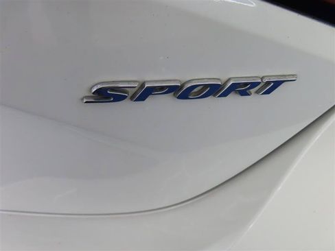 Used 2022 Honda Civic Sport image 10