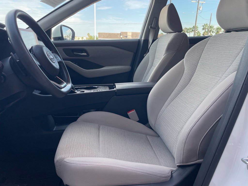 Used 2023 Nissan Rogue SV FWD image 13