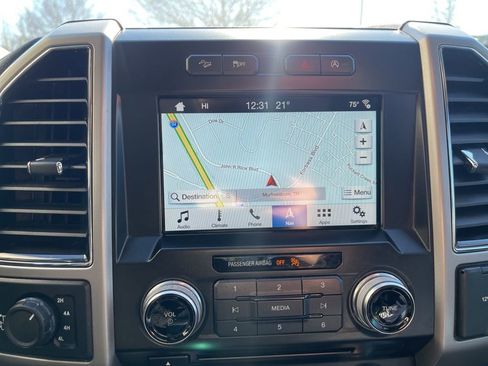 Used 2018 Ford F150 Lariat w/ Equipment Group 502A Luxury image 20