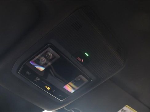 New 2026 Volkswagen Atlas Cross Sport SE image 16