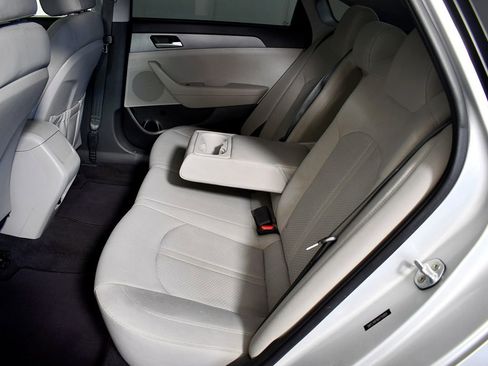 Used 2019 Hyundai Sonata SE image 39