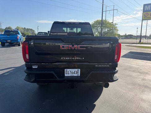Used 2021 GMC Sierra 2500 Denali image 5