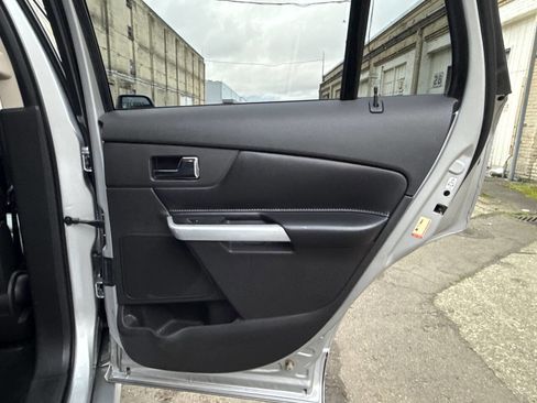Used 2011 Ford Edge Sport w/ Driver Entry Pkg image 59