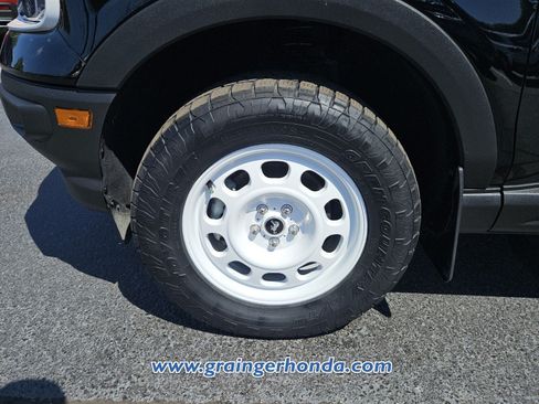 Used 2023 Ford Bronco Sport Heritage AWD/4WD image 9