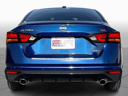 Certified 2023 Nissan Altima 2.5 SR image 5