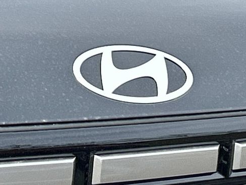 New 2026 Hyundai Santa Fe SE image 11