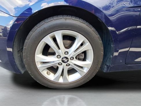 Used 2012 Hyundai Sonata Limited w/ Navigation Pkg image 3