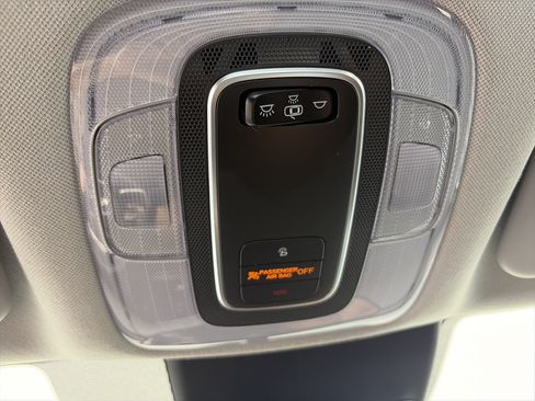 Certified 2022 Hyundai Elantra SEL FWD image 30