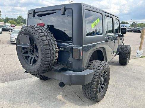 Used 2016 Jeep Wrangler Unlimited Sport w/ Max Tow Package AWD/4WD image 5
