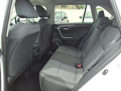 Certified 2025 Toyota RAV4 XLE AWD/4WD image 9
