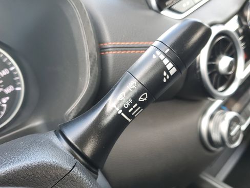 Used 2020 Nissan Sentra SR image 19