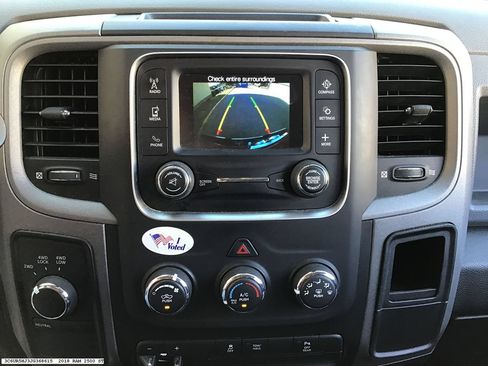 Used 2018 RAM 2500 Tradesman w/ Chrome Appearance Group AWD/4WD image 14