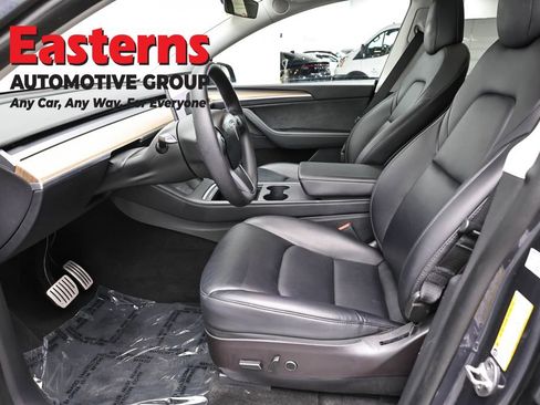 Used 2022 Tesla Model Y Performance image 14