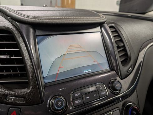 Used 2016 Chevrolet Impala LT w/ Leather Package image 23