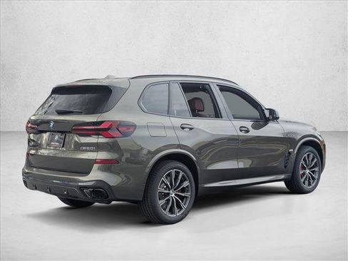 New 2026 BMW X5 M60i image 2
