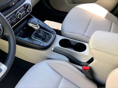 Used 2023 Kia Soul LX w/ Option Group 015 FWD image 14