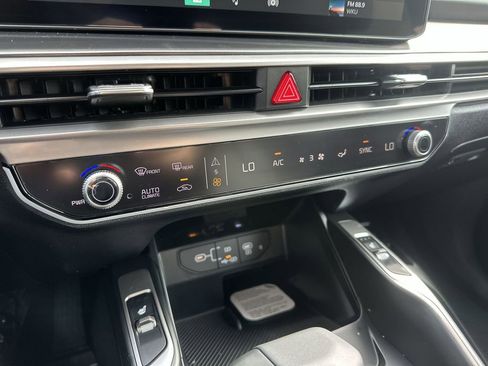New 2026 Kia Sorento S FWD image 18