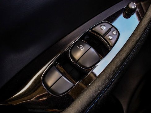 Used 2023 Nissan Leaf SV Plus image 10