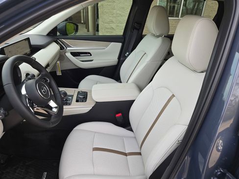 New 2026 MAZDA CX-90 3.3 Turbo w/ Premium Plus Pkg image 17