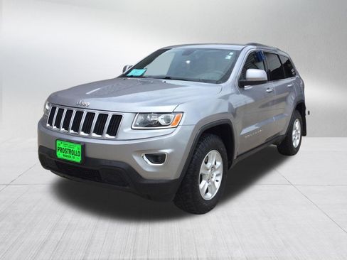 Used 2015 Jeep Grand Cherokee Laredo w/ Quick Order Package 23E AWD/4WD image 2