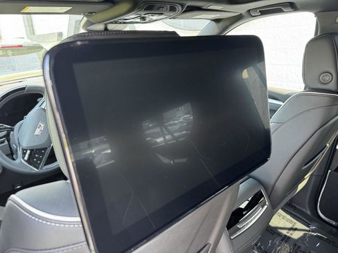 New 2026 Cadillac Escalade ESV Sport AWD/4WD image 6