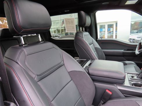 Used 2025 Ford F150 Raptor image 42