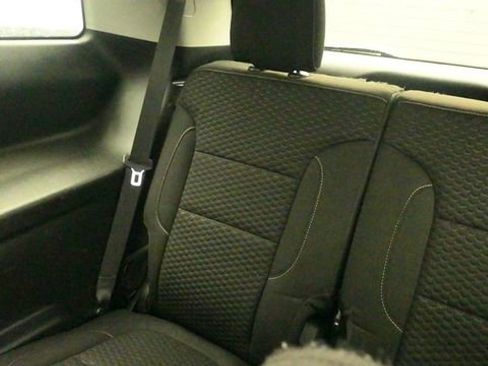 Used 2019 GMC Acadia SLE w/ Driver Alert Package I FWD image 13