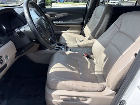 Used 2017 Honda Pilot EX-L image 14