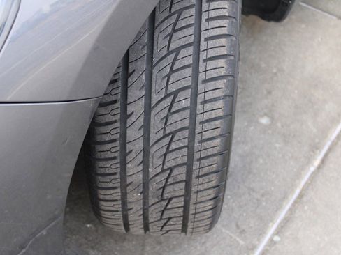 Used 2017 Honda Accord EX-L image 12