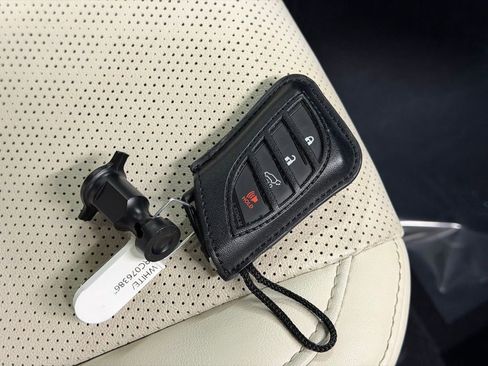 Used 2024 Lexus RX 350 AWD image 42