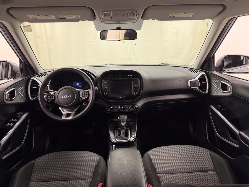Used 2022 Kia Soul LX FWD image 21