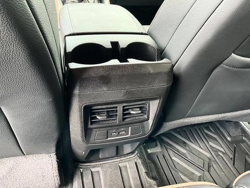 Used 2024 GMC Canyon Denali AWD/4WD image 31