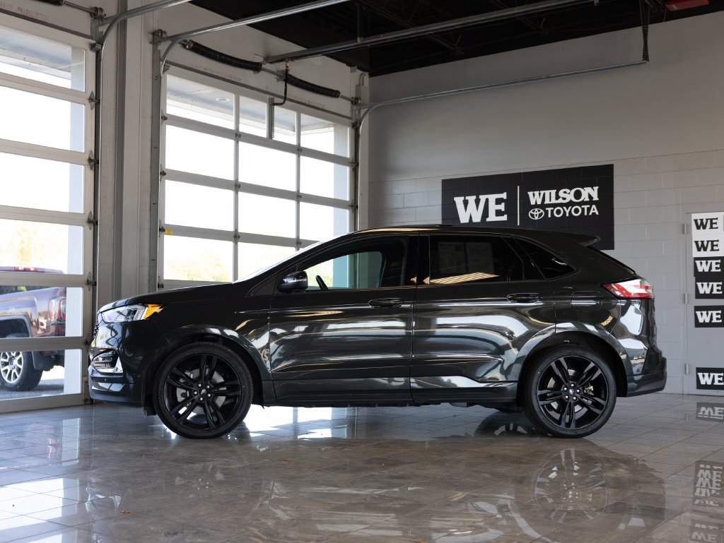 Used 2022 Ford Edge ST w/ Equipment Group 401A AWD/4WD image 1