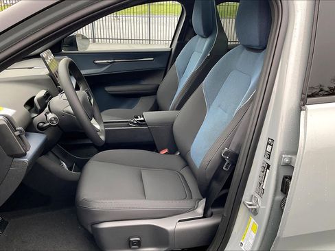 New 2026 Volvo EX30 Plus image 11