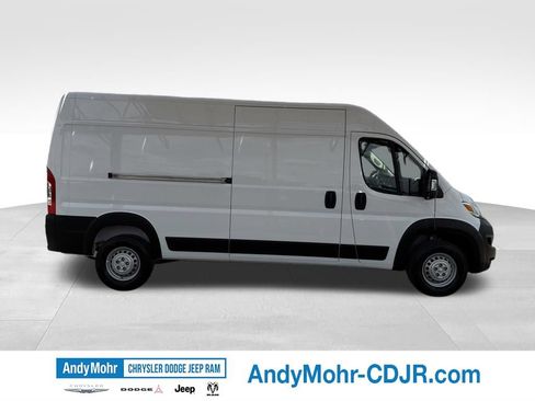 New 2026 RAM ProMaster 2500 w/ Convenience Group FWD image 8