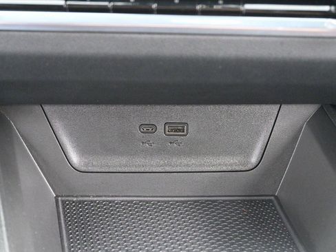 Used 2025 Chevrolet Equinox LT FWD image 24