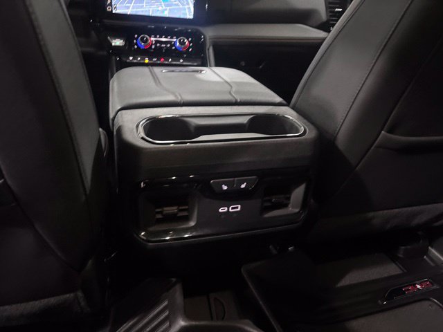 Used 2025 GMC Sierra 2500 AT4 AWD/4WD image 36