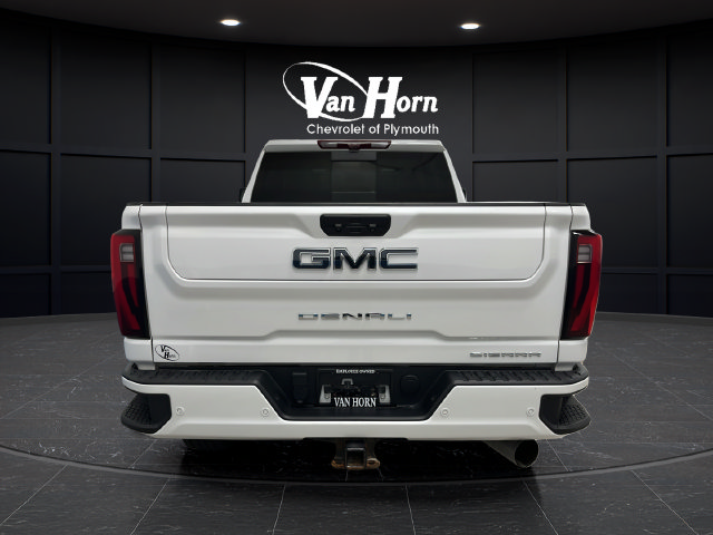 Used 2024 GMC Sierra 3500 Denali Ultimate AWD/4WD image 6
