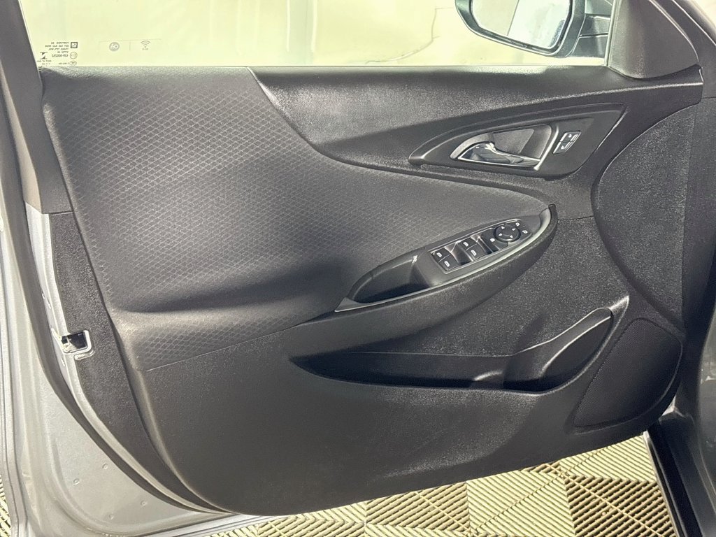 Used 2024 Chevrolet Malibu LT FWD image 10