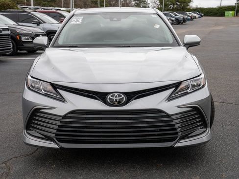 Used 2023 Toyota Camry LE image 2