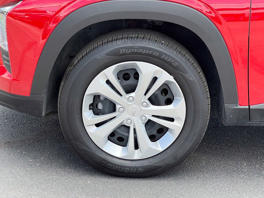 Certified 2026 Chevrolet Trax LS FWD image 18