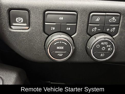 Used 2025 Chevrolet Silverado 2500 LT w/ Safety Package image 25