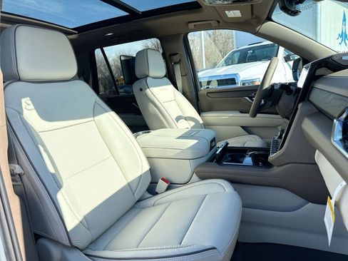 New 2026 GMC Yukon Denali w/ Denali Reserve Package image 22