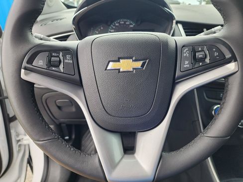 Used 2018 Chevrolet Trax LT w/ Driver Confidence Package FWD image 15