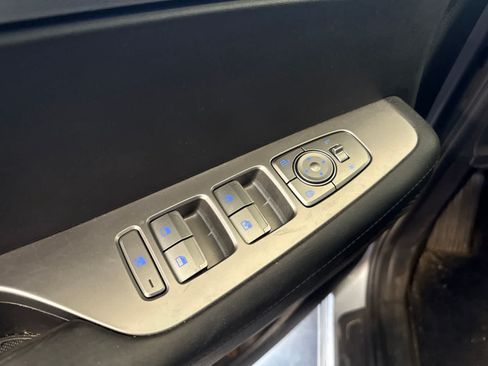 Used 2020 Hyundai Palisade SE FWD image 18